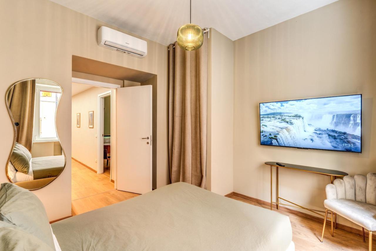 Апартаменти Downtown Srl - Croce Di Malta Royale Ла-Спеція Екстер'єр фото