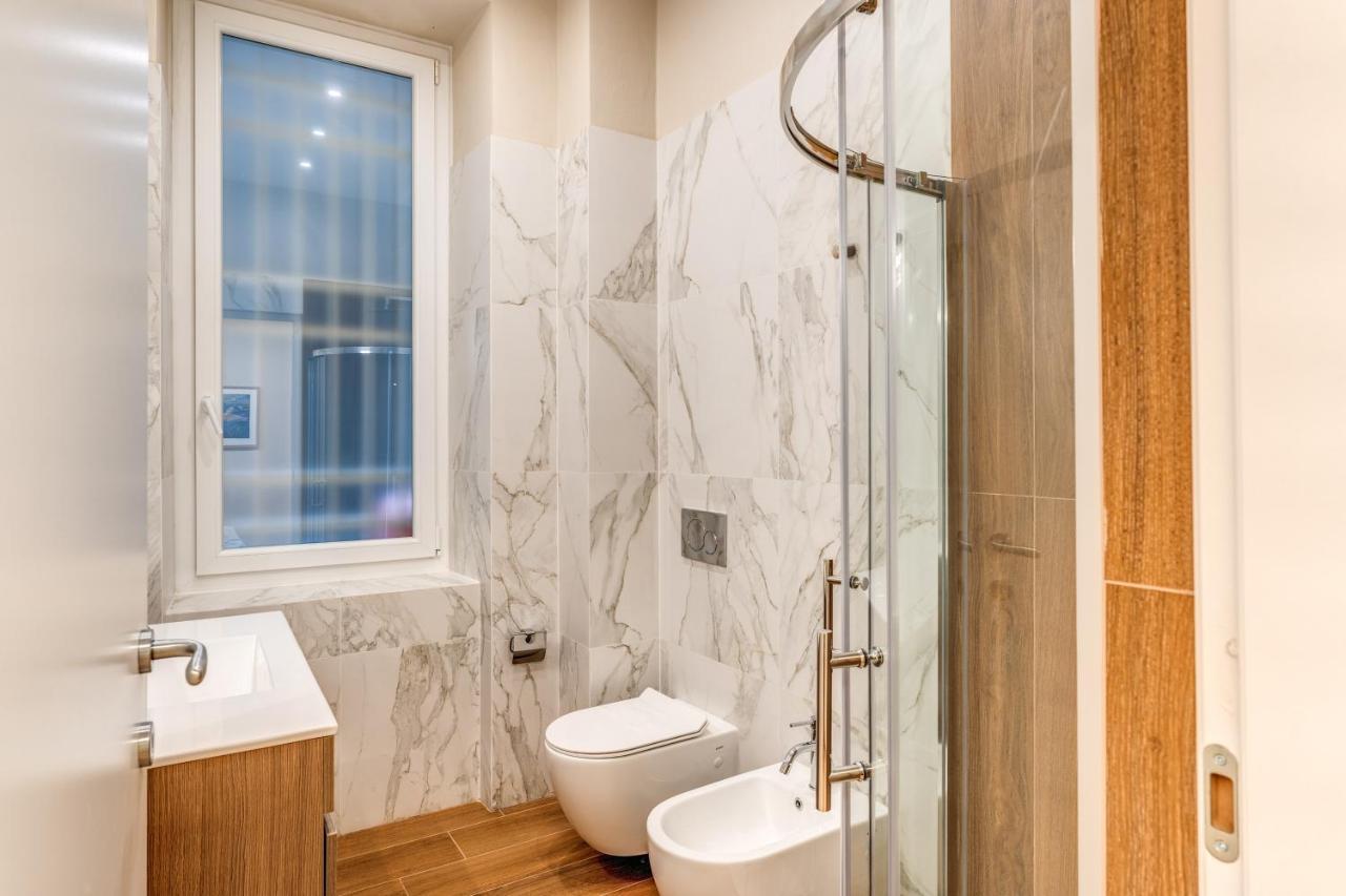 Апартаменти Downtown Srl - Croce Di Malta Royale Ла-Спеція Екстер'єр фото